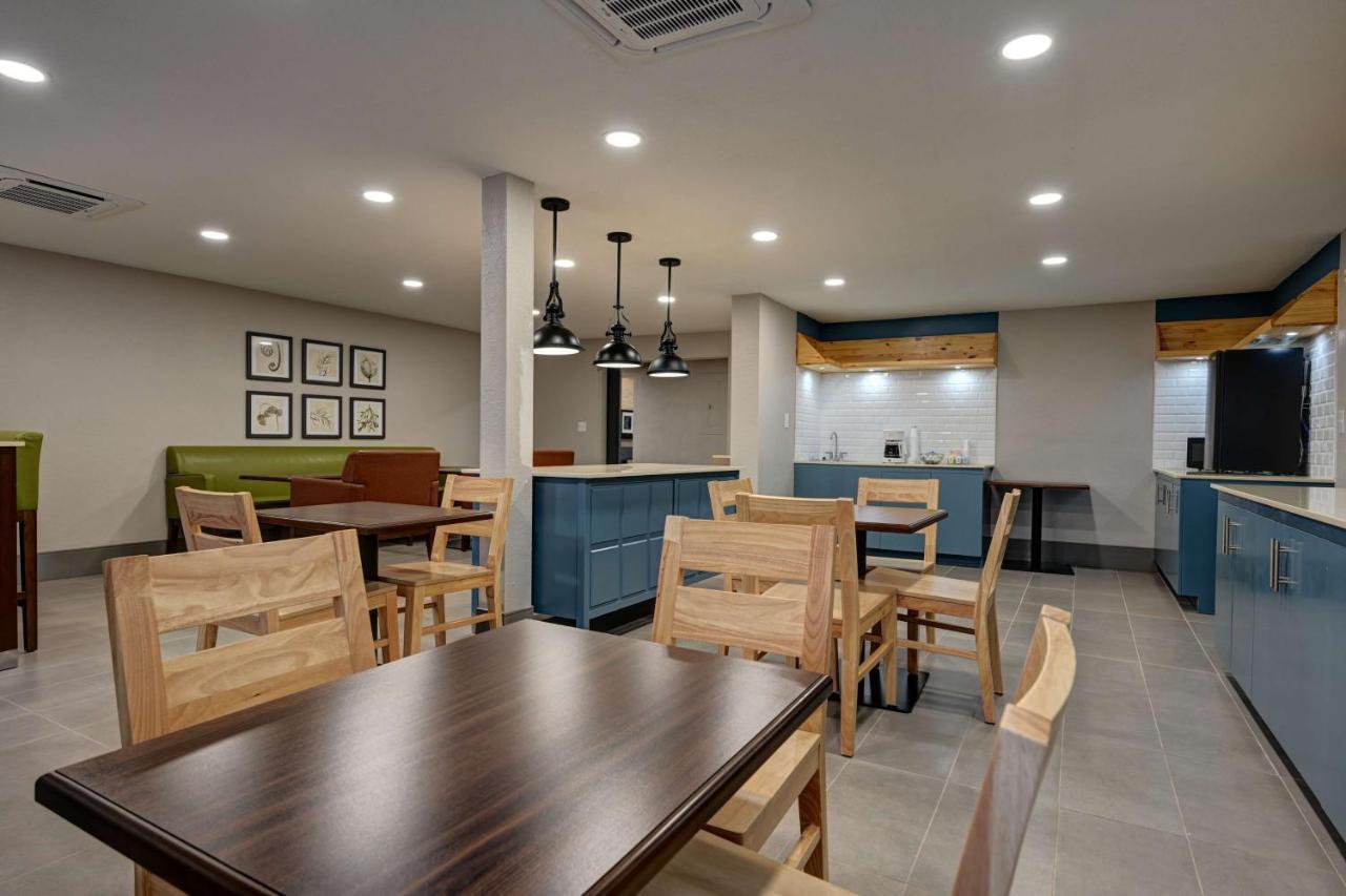 Country Inn & Suites By Radisson, Pierre, Sd Ngoại thất bức ảnh