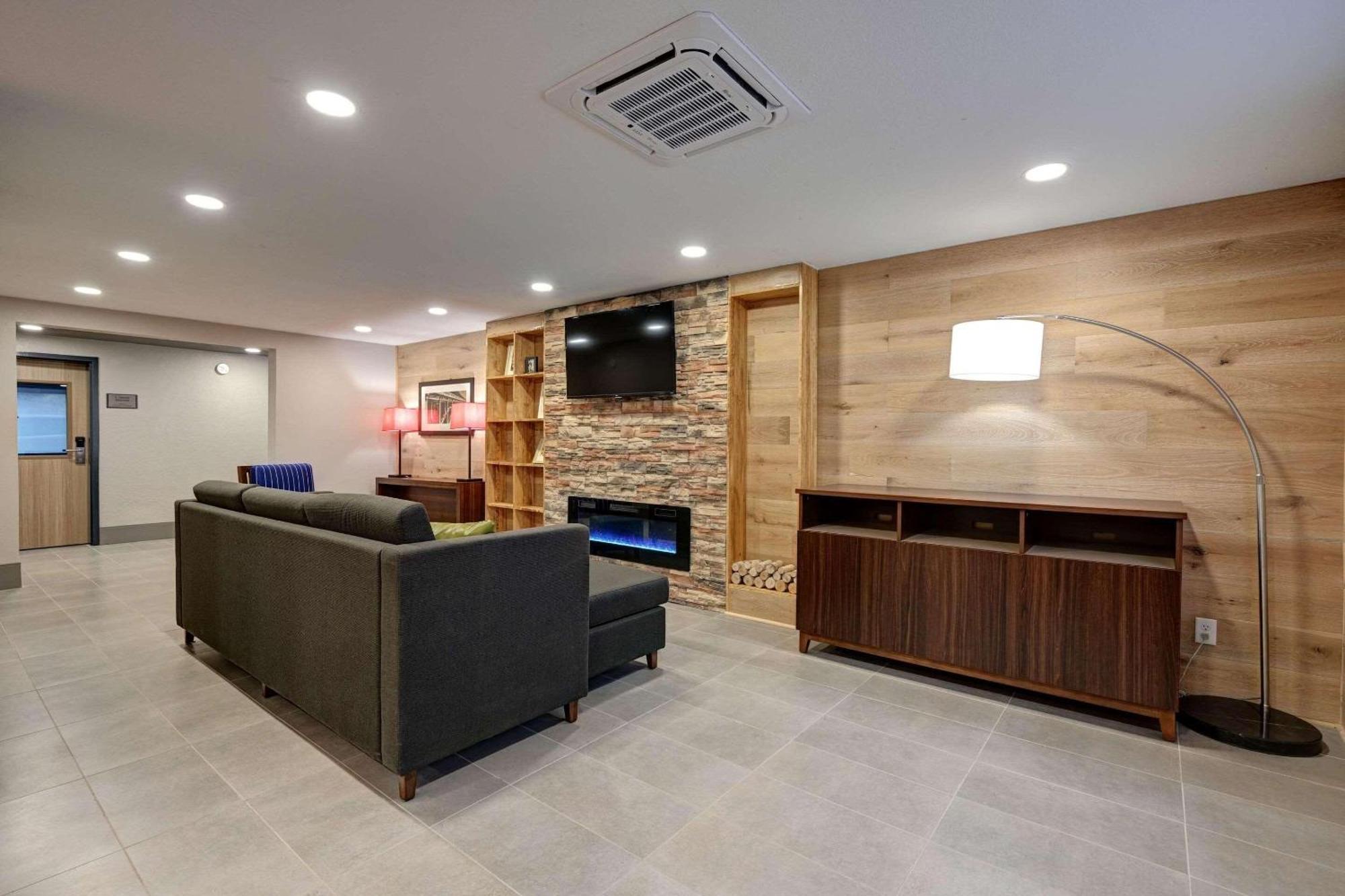 Country Inn & Suites By Radisson, Pierre, Sd Ngoại thất bức ảnh